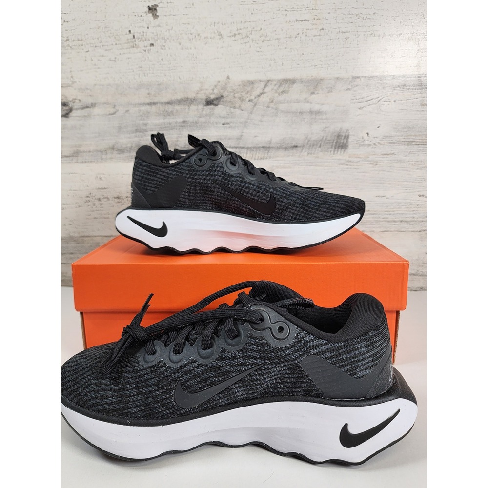 Women's Size 5 Nike Motiva 'White Black'‎ Shoes DV1238 106 Gym Running Walking